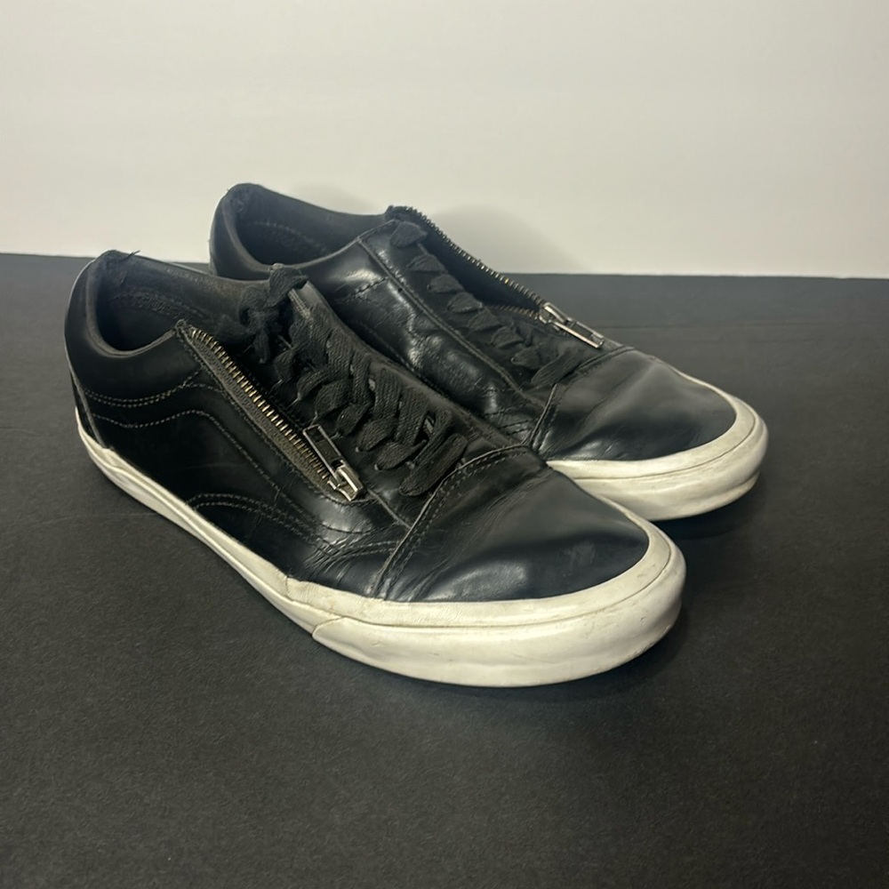 VANS Black Leather zipper shoes